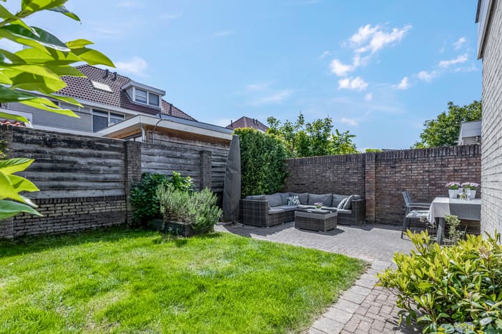 Photo 33 of Larekamp 5