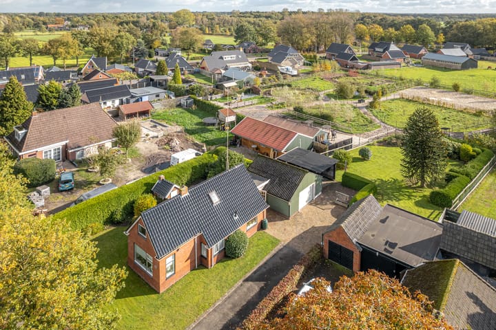 Foto 12 van Buorren 74