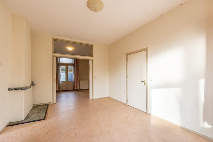 Photo 9 of Oranjelaan 4