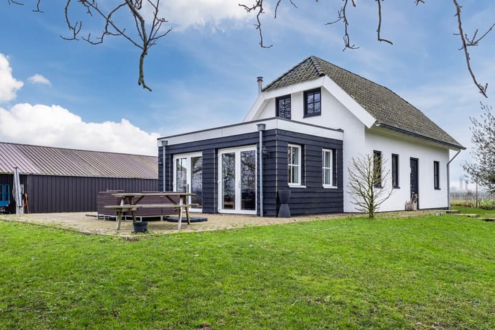 Biezenburgseweg 2-a main image