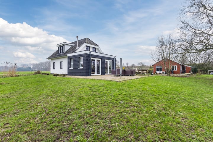 Foto 38 van Biezenburgseweg 2-A