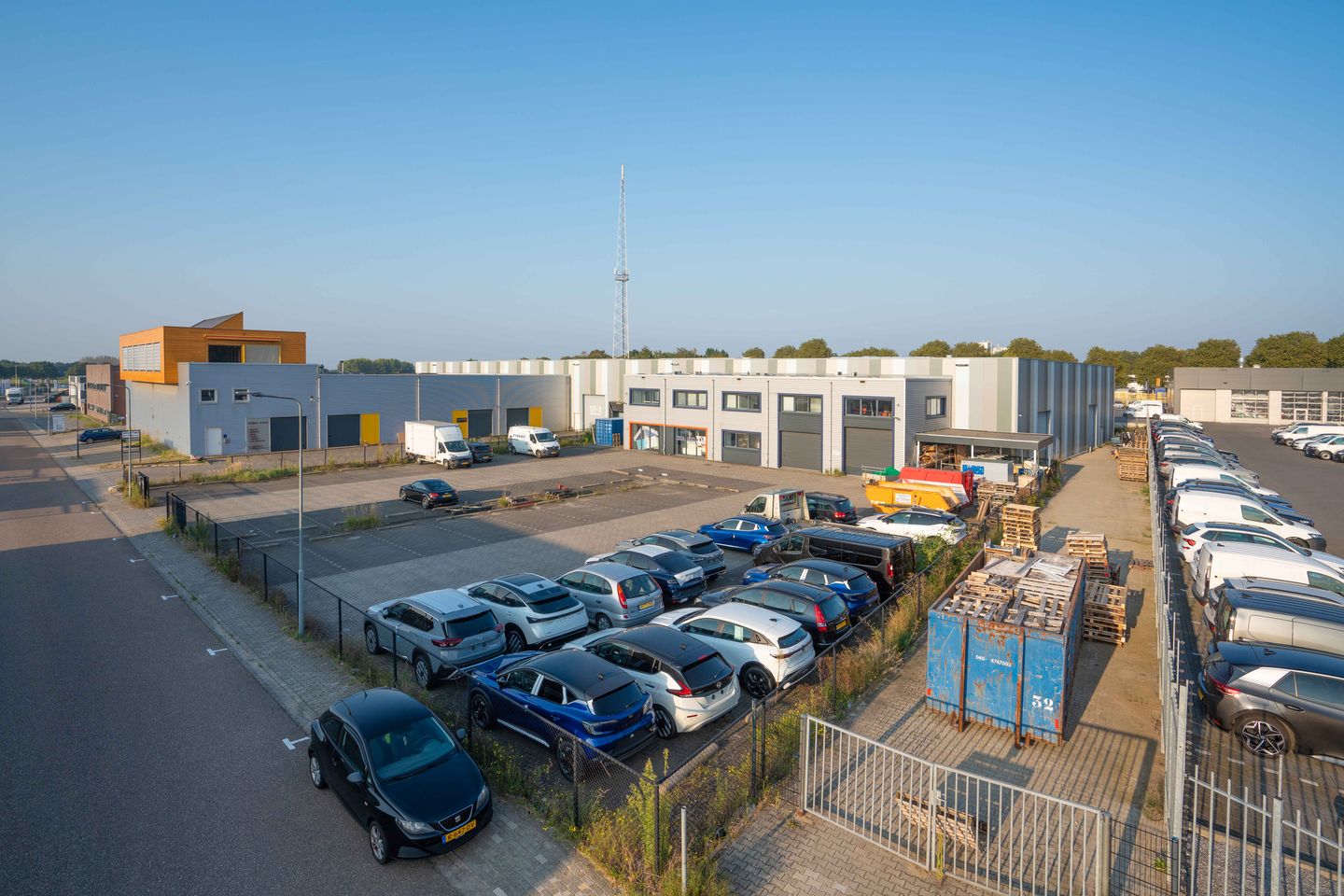 Bekijk foto 4 van Economiestraat 131