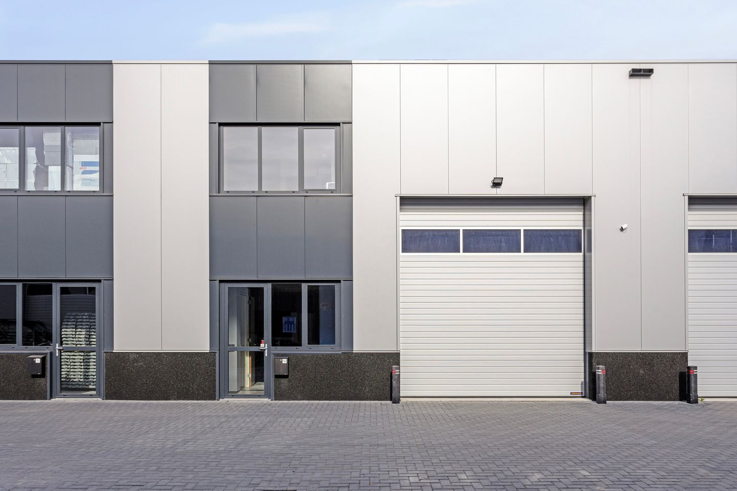 Bekijk foto 2 van Marconiweg 8-p