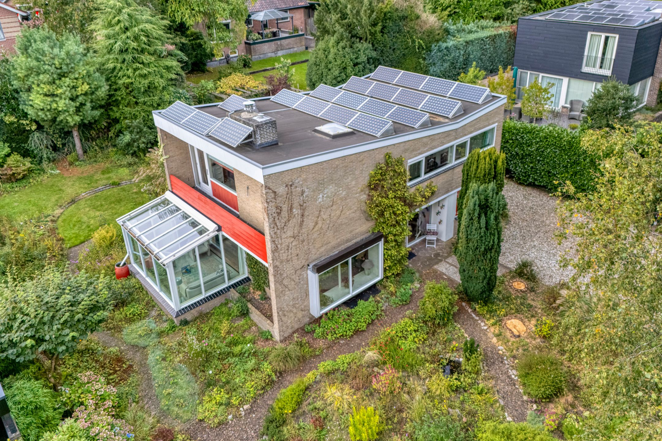 Buying a house in The Netherlands., van Wassenaar van Obdamstraat 7