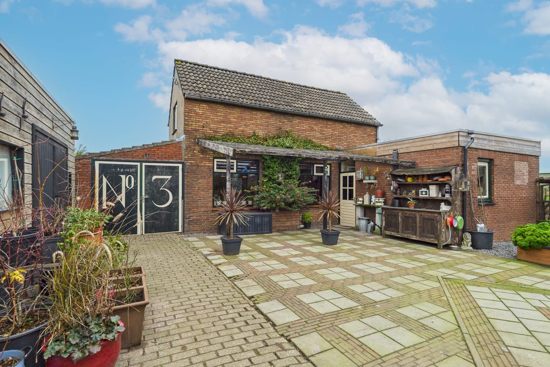 Foto 1 van Plevierstraat 3