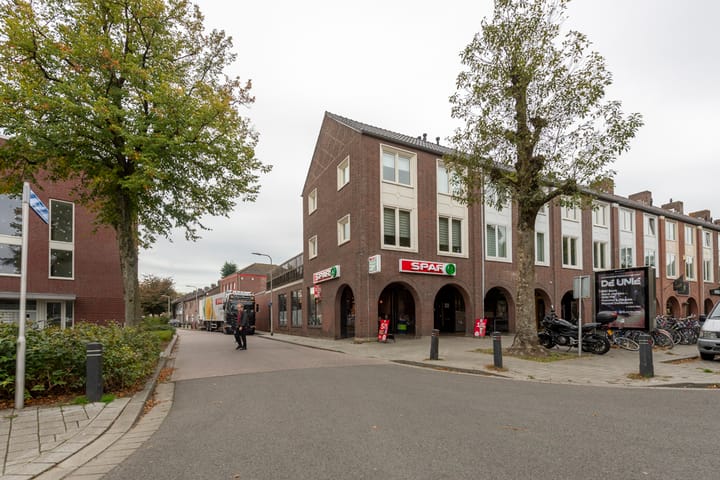 Foto 44 van Schout Backstraat 34