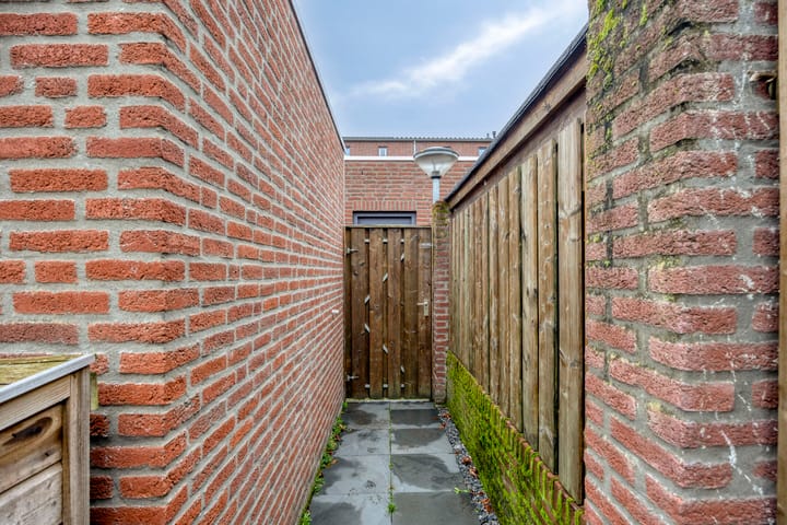 Foto 22 van Donkervoortseloop 63