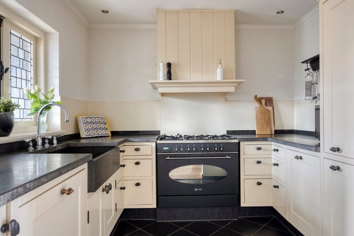 Foto 26 van Van Liedekerkestraat 12