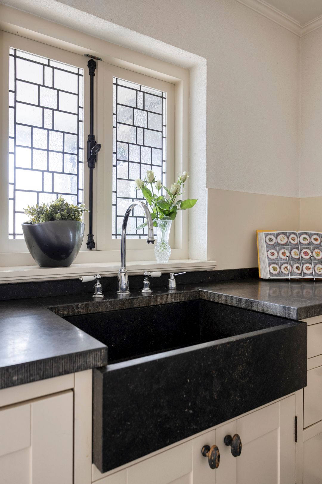 Foto 32 van Van Liedekerkestraat 12