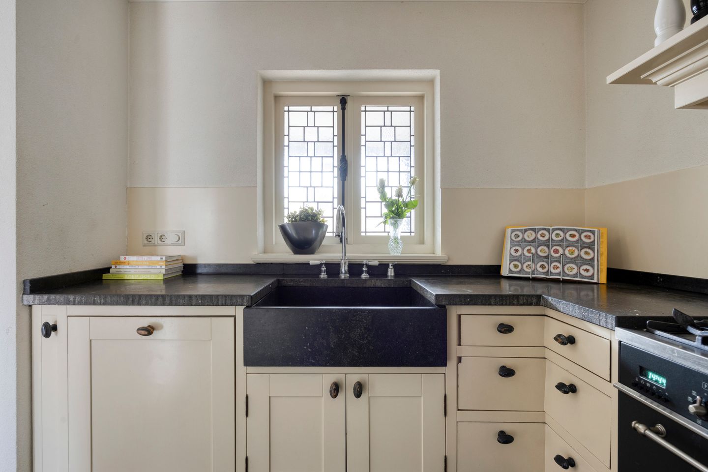 Foto 29 van Van Liedekerkestraat 12