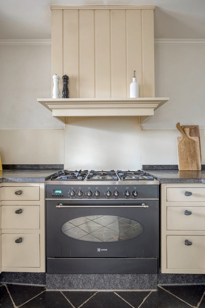 Foto 31 van Van Liedekerkestraat 12