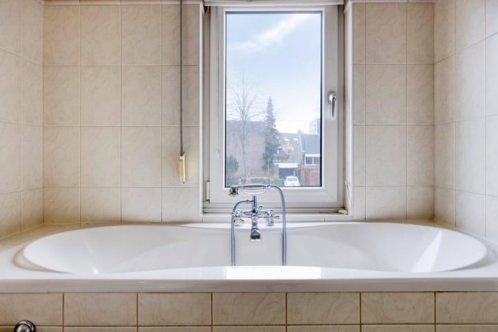 Foto 46 van Van Liedekerkestraat 12