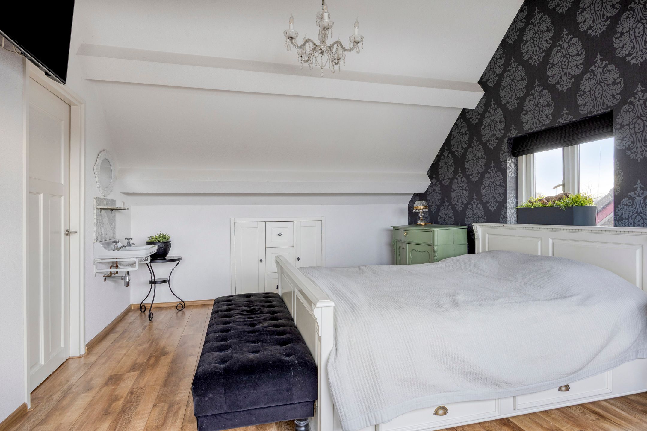 Foto 54 van Van Liedekerkestraat 12