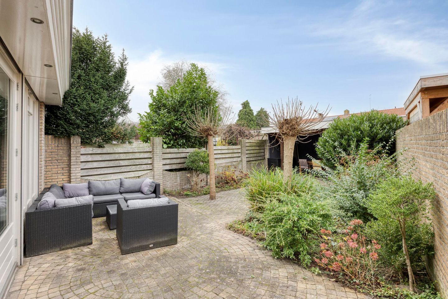 Foto 55 van Van Liedekerkestraat 12