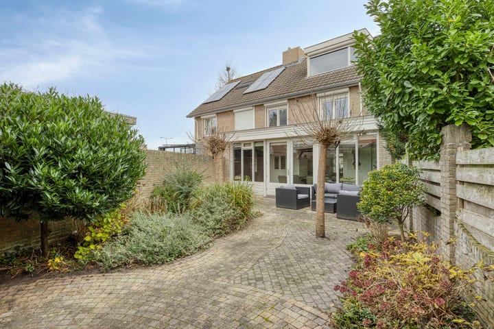 Foto 59 van Van Liedekerkestraat 12