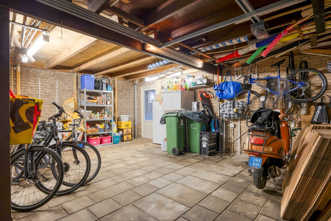 Foto 62 van Van Liedekerkestraat 12