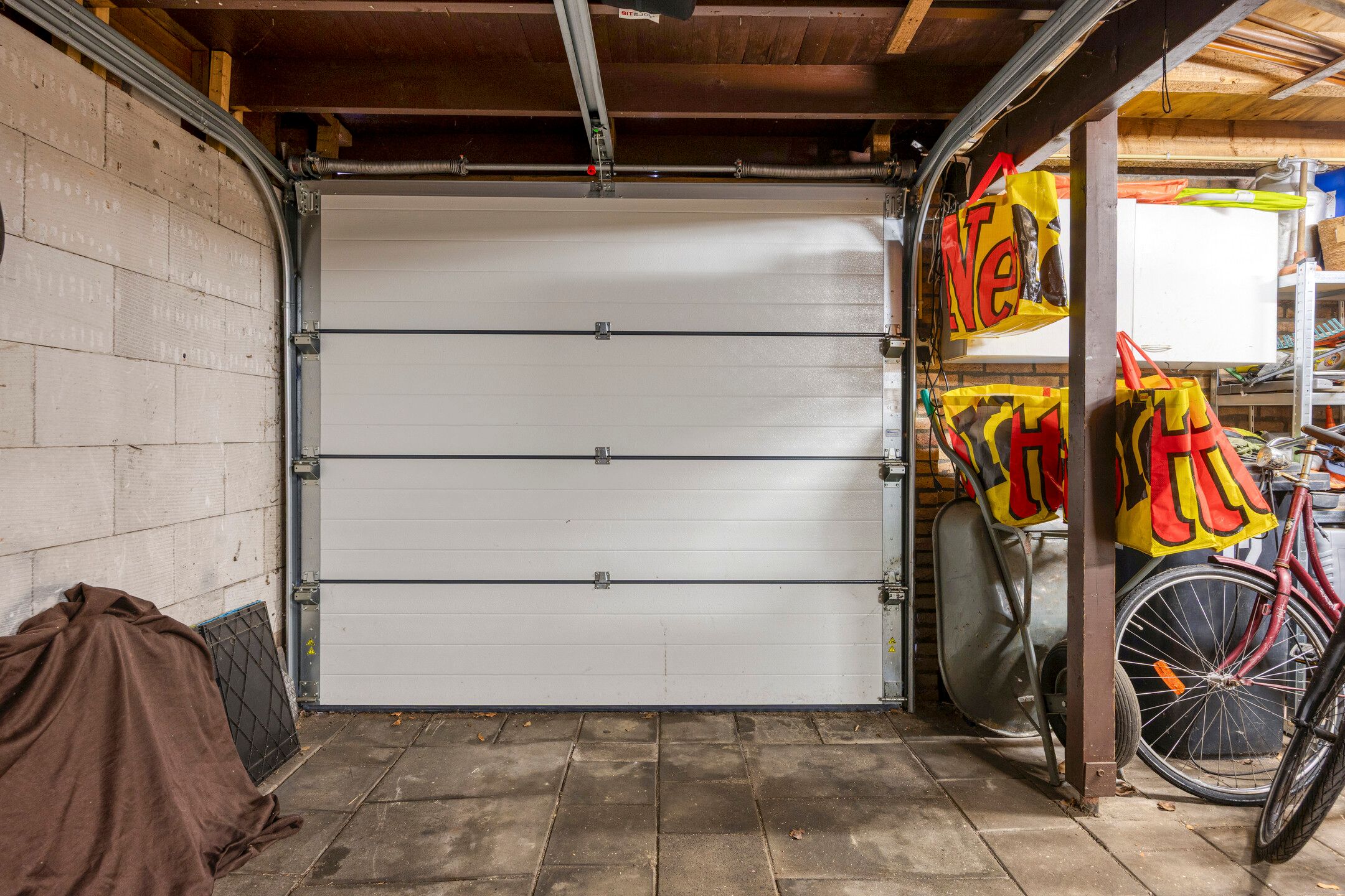 Foto 63 van Van Liedekerkestraat 12