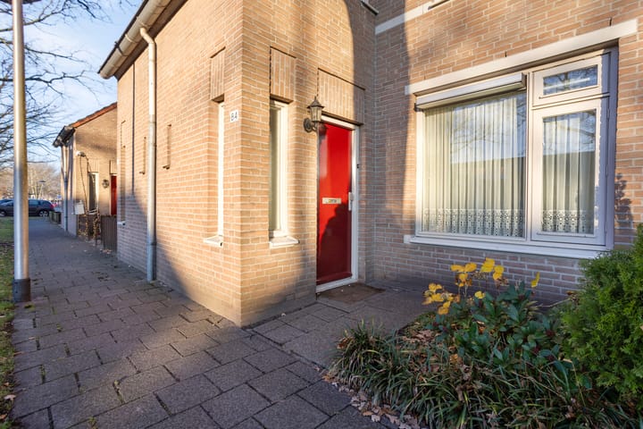 Photo 4 of Overspoor 84