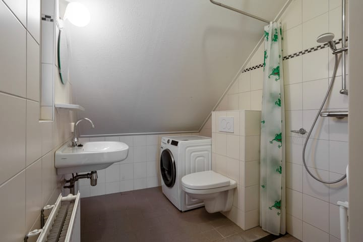 Photo 19 of Overspoor 84