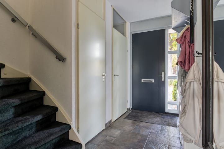 Photo 4 of Televisiestraat 102