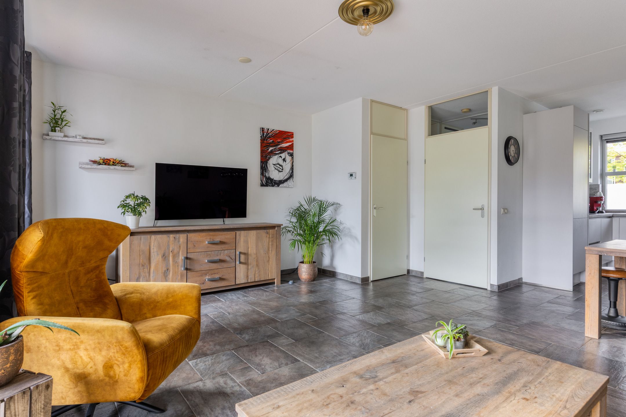 Foto 6 van Televisiestraat 102