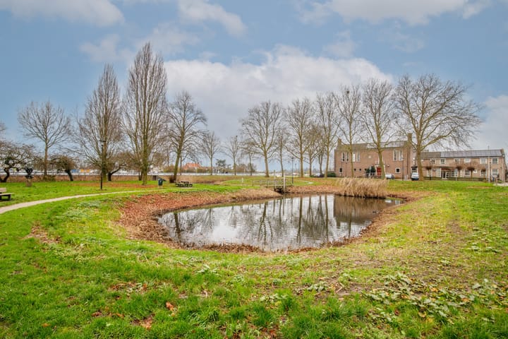 Foto 39 van Wilhelminapark 1