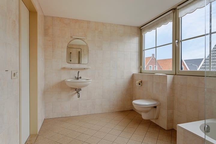 Photo 32 of Roggestraat 13