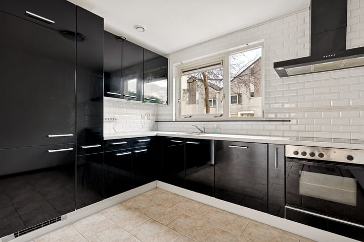 Photo 2 of Lou Costellostraat 37