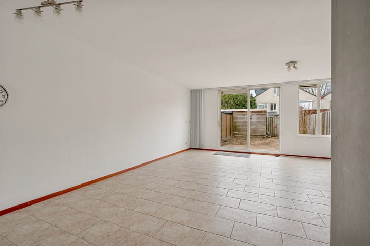 Photo 5 of Lou Costellostraat 37