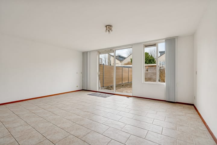 Photo 7 of Lou Costellostraat 37