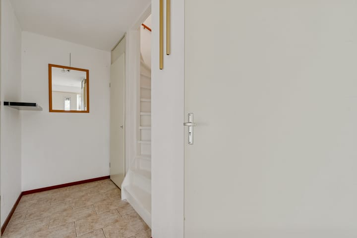 Photo 16 of Lou Costellostraat 37