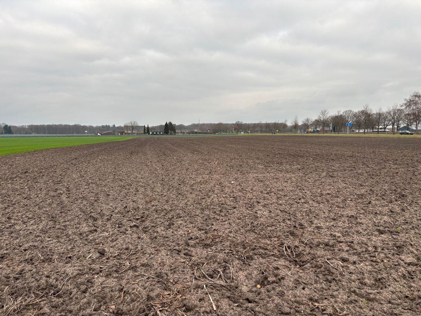 View photo 1 of Weg naar Wouw