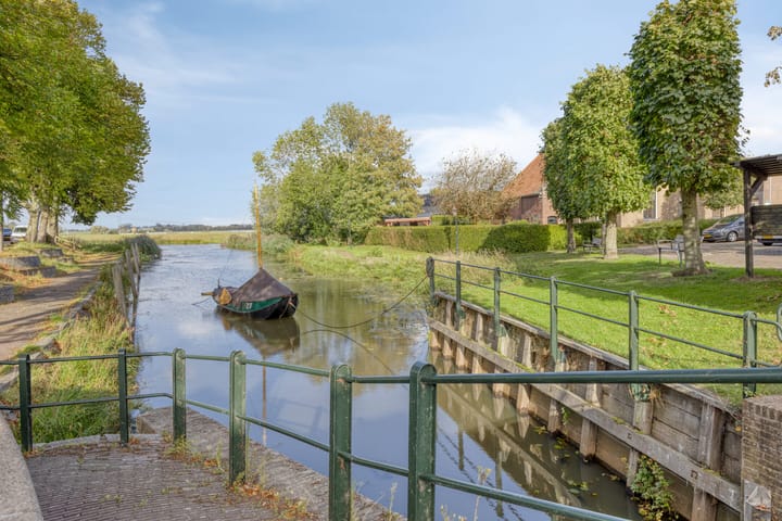 Foto 39 van Wethouder Marcuslaan 12