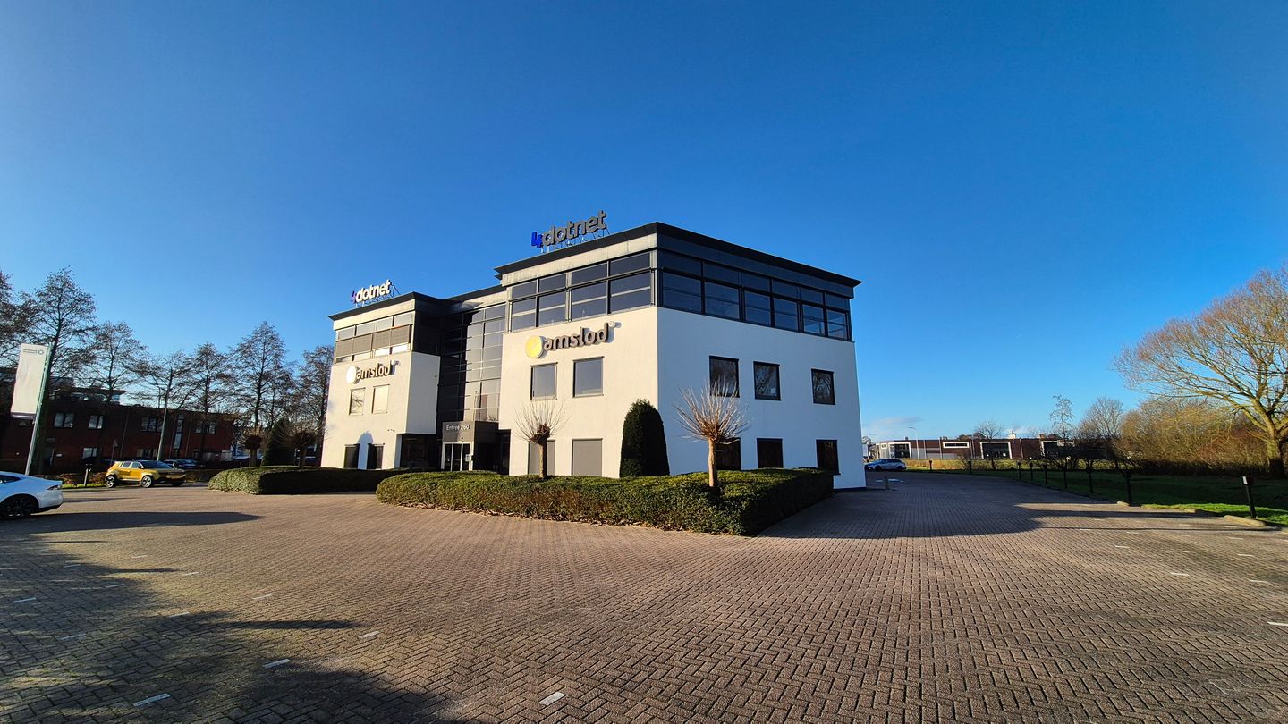 View photo 2 of Blankenstein 260