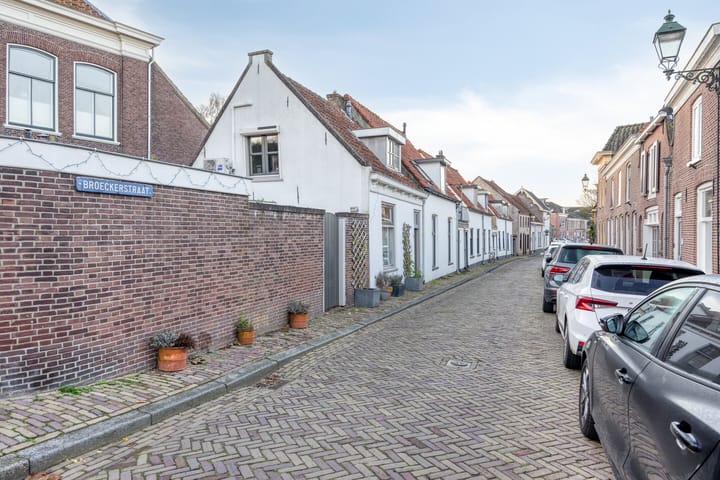 Foto 16 van Broeckerstraat 5