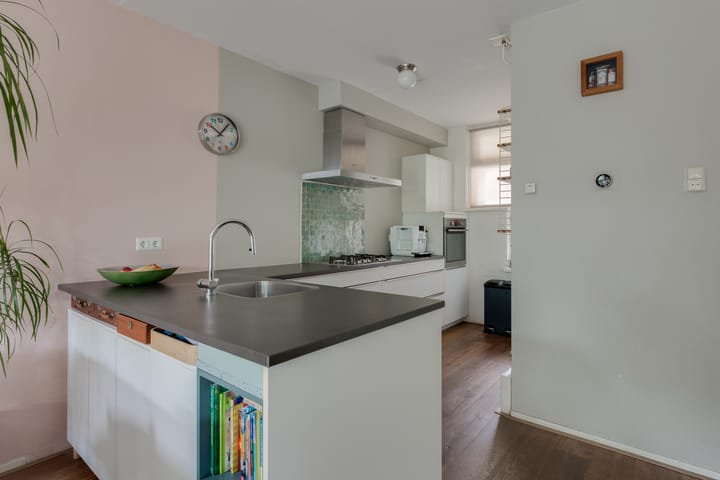 Photo 13 of Saturnus 40