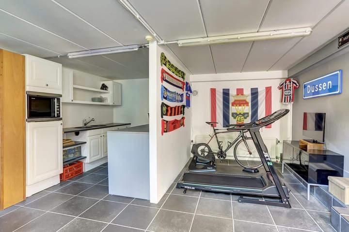 Photo 22 of Oude Zeedijk 1-B