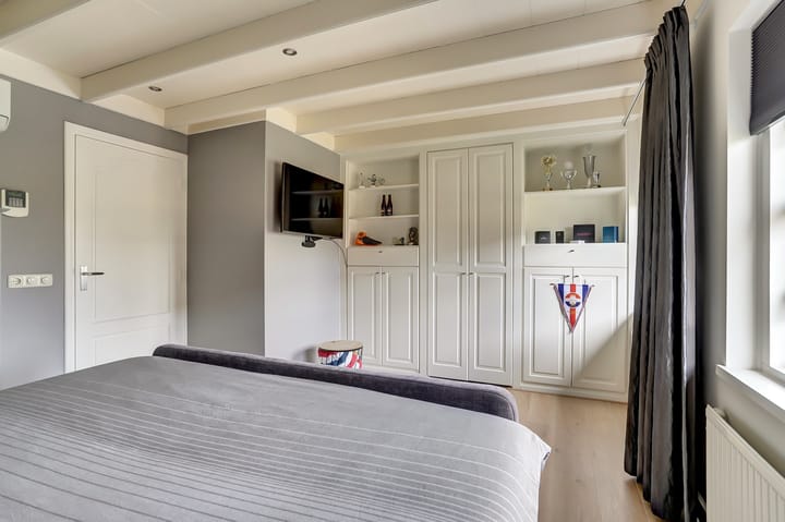 Photo 26 of Oude Zeedijk 1-B