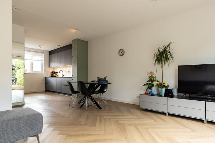 Photo 3 of Christiaan van der Takstraat 93