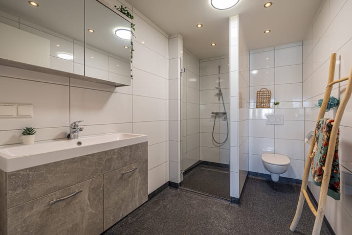 Photo 32 of Aldbuorren 5-A