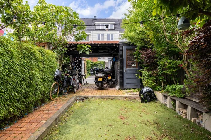 Photo 42 of Christiaan van der Takstraat 93