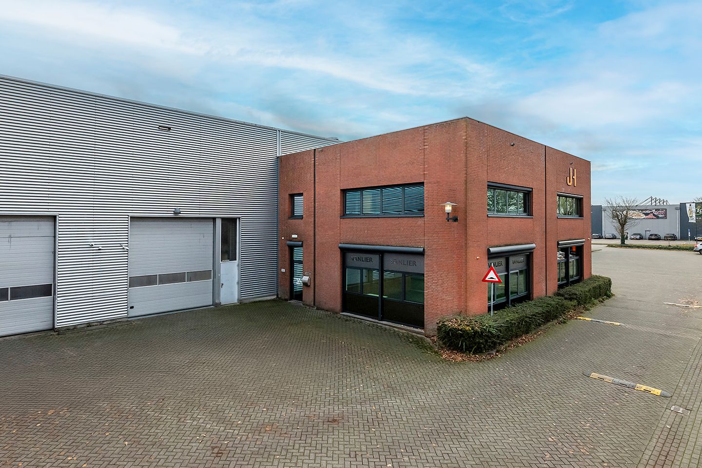 View photo 1 of IABC 5258-A