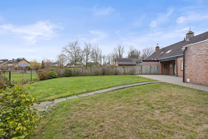 Foto 41 van Dorpstraat 31-A