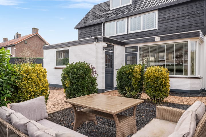 Photo 36 of Rozenlaan 21