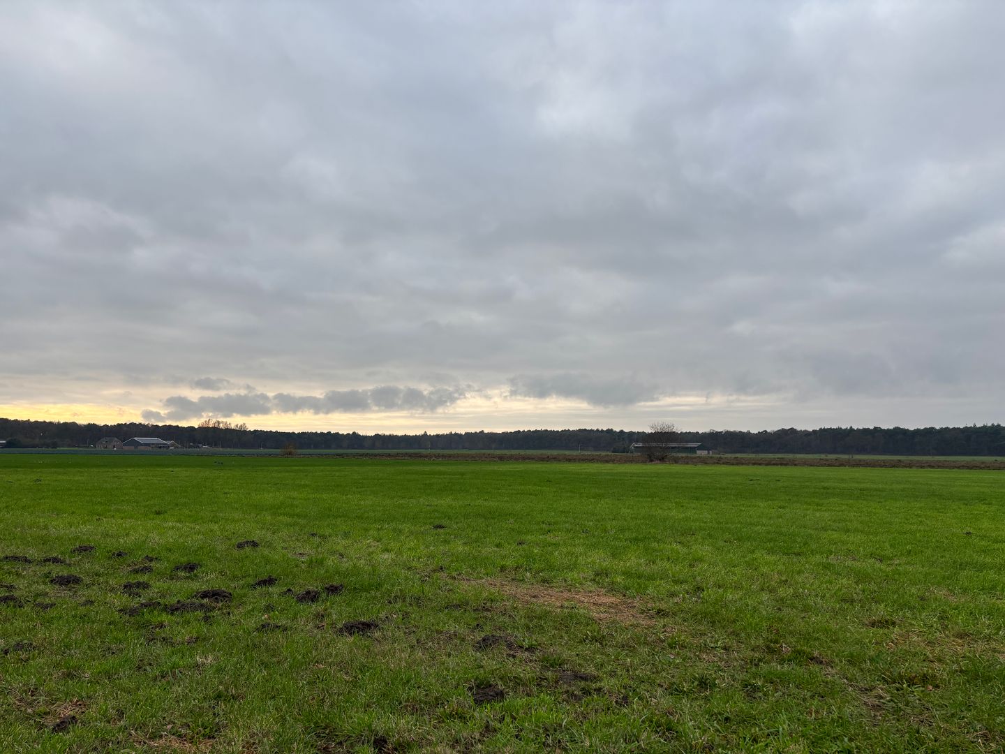 View photo 2 of Weg naar Wouw