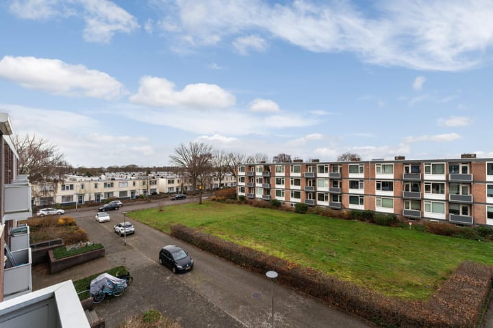 Photo 2 of Rochussenstraat 23