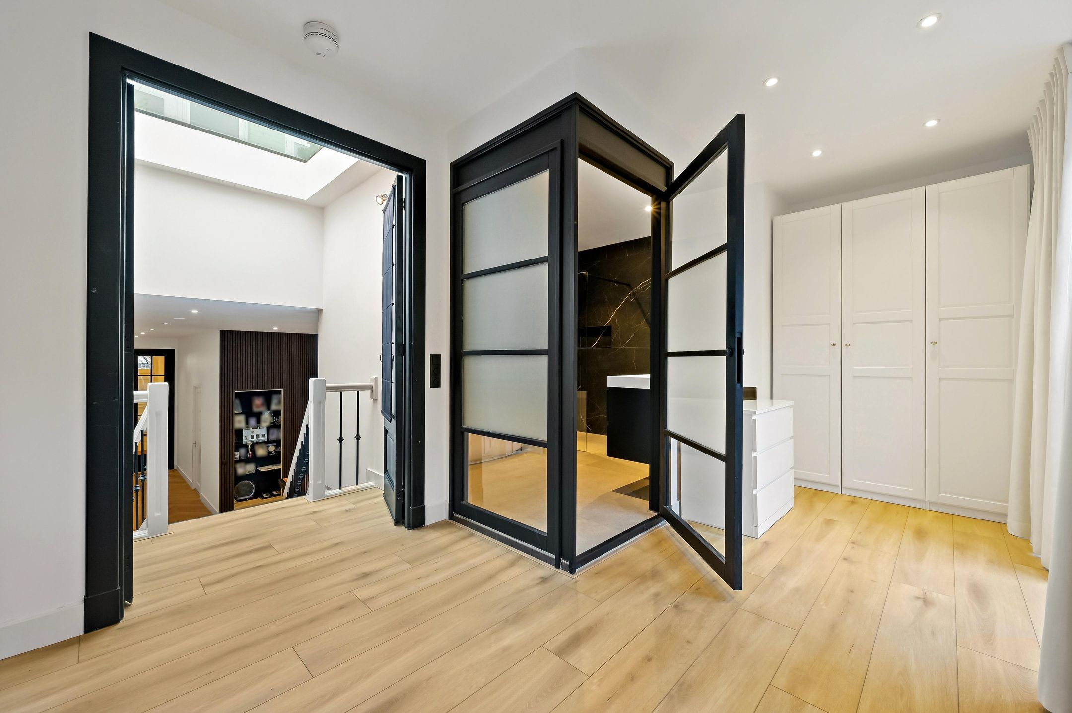 Foto 42 van De Ruijterstraat 33