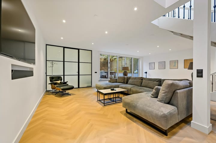 Foto 27 van De Ruijterstraat 33