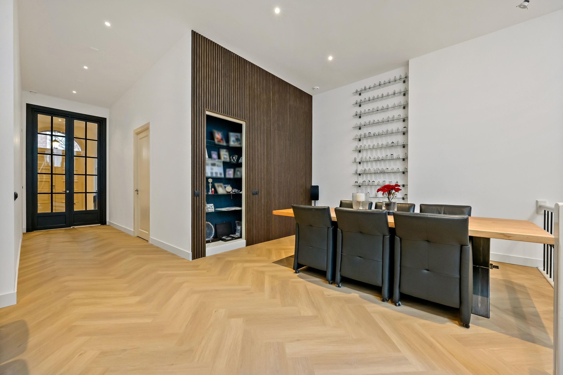 Foto 15 van De Ruijterstraat 33