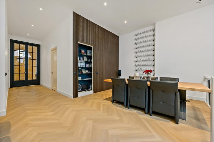 Foto 15 van De Ruijterstraat 33